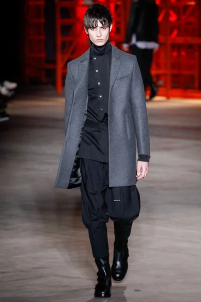 Look 36
